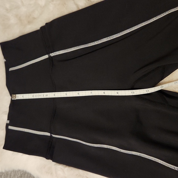 P'tula Yvette Pocket Short 8-inch - NWOT - Picture 7 of 8